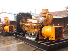 德钦发电机组的频率规格是如何确定的？