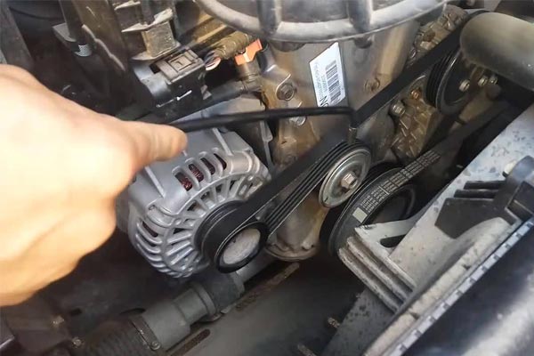 德钦转速传感器的工作原理是什么？