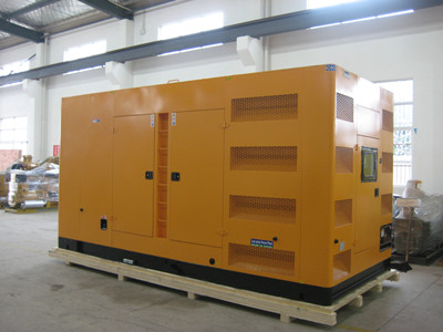 德钦不同类型的发电机组在冬季保养时的注意事项有何差异？