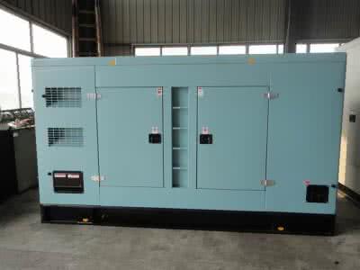 德钦更换发电机组燃油预热装置的加热元件需要注意哪些细节？